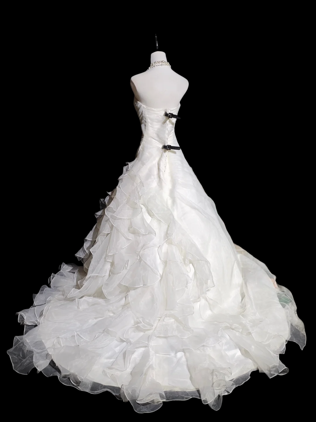 Strapless Ball Gown Ruffled Wedding Dress Sweetheart Bridal Dress  P1045