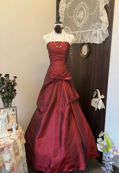 Strapless Burgundy Taffeta Retro Prom Dress  P2651