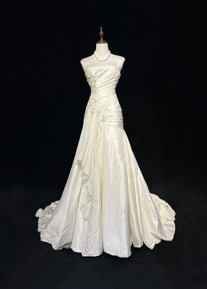 Strapless Ivory Taffeta Sheath Wedding Dress For Bridal  P831