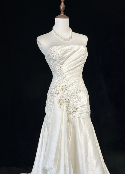 Strapless Ivory Taffeta Sheath Wedding Dress For Bridal  P831