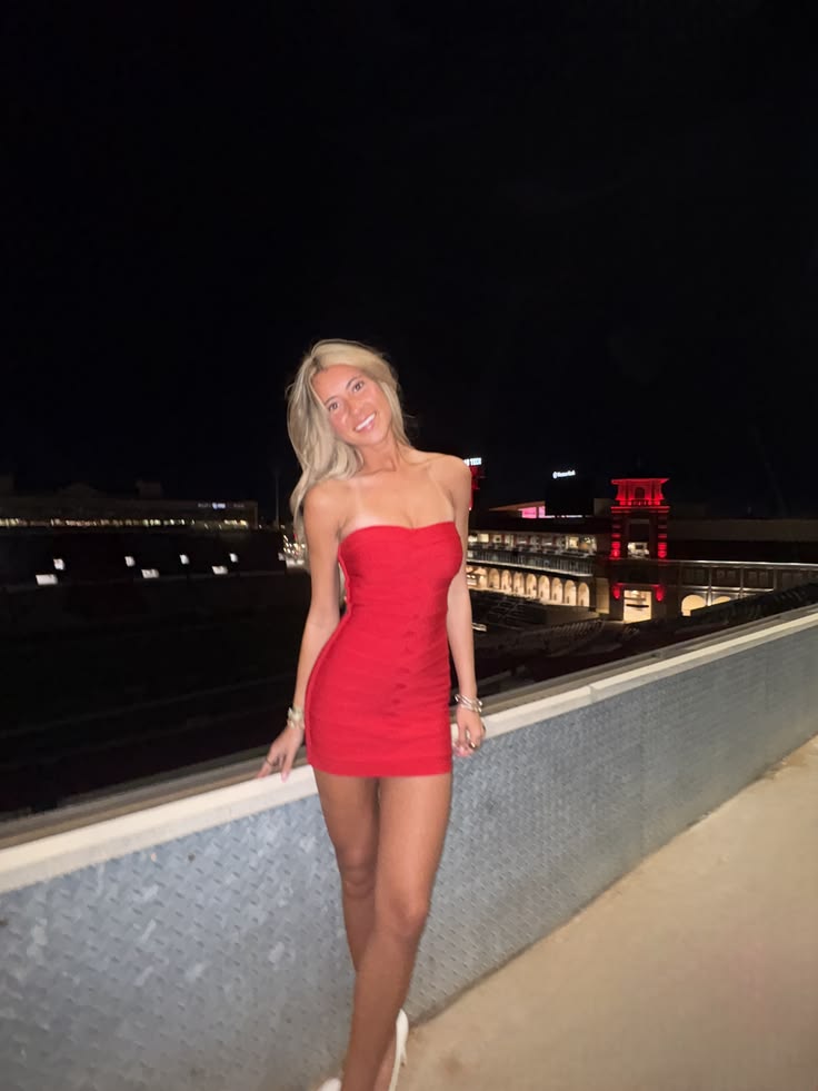 Strapless Red Sheath Satin Homecoming Dress Short Party Dress  P2018