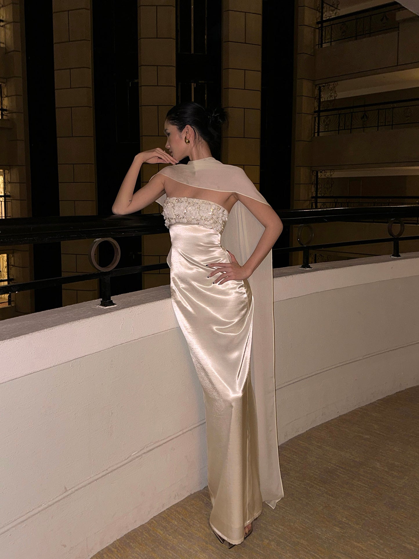 Strapless Sheath Satin Prom Dress with Scarf Formal Evening Dress  P1107