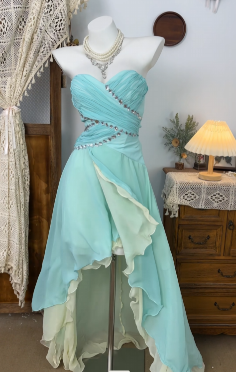 Sweet Chiffon Ruffled Wedding Guest Dress Homecoming Dress  P1484