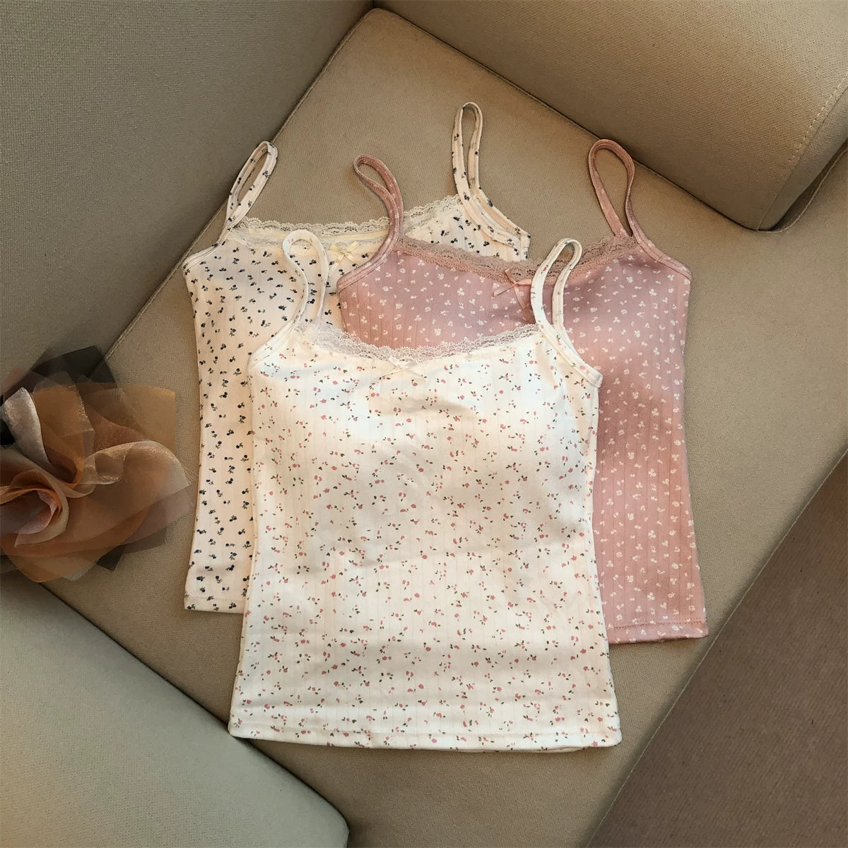 Sweet Lace Floral Patterns Top  L130