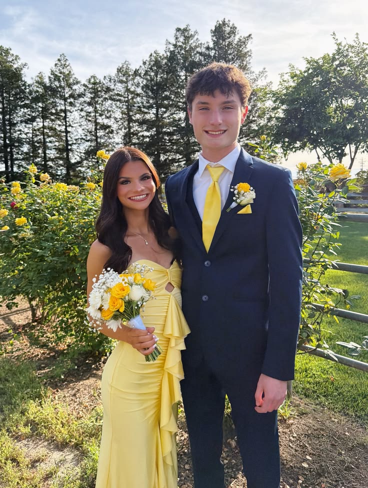 Sweetheart Ruffled Yellow Prom Dress Sheath Evening Dress  P1449