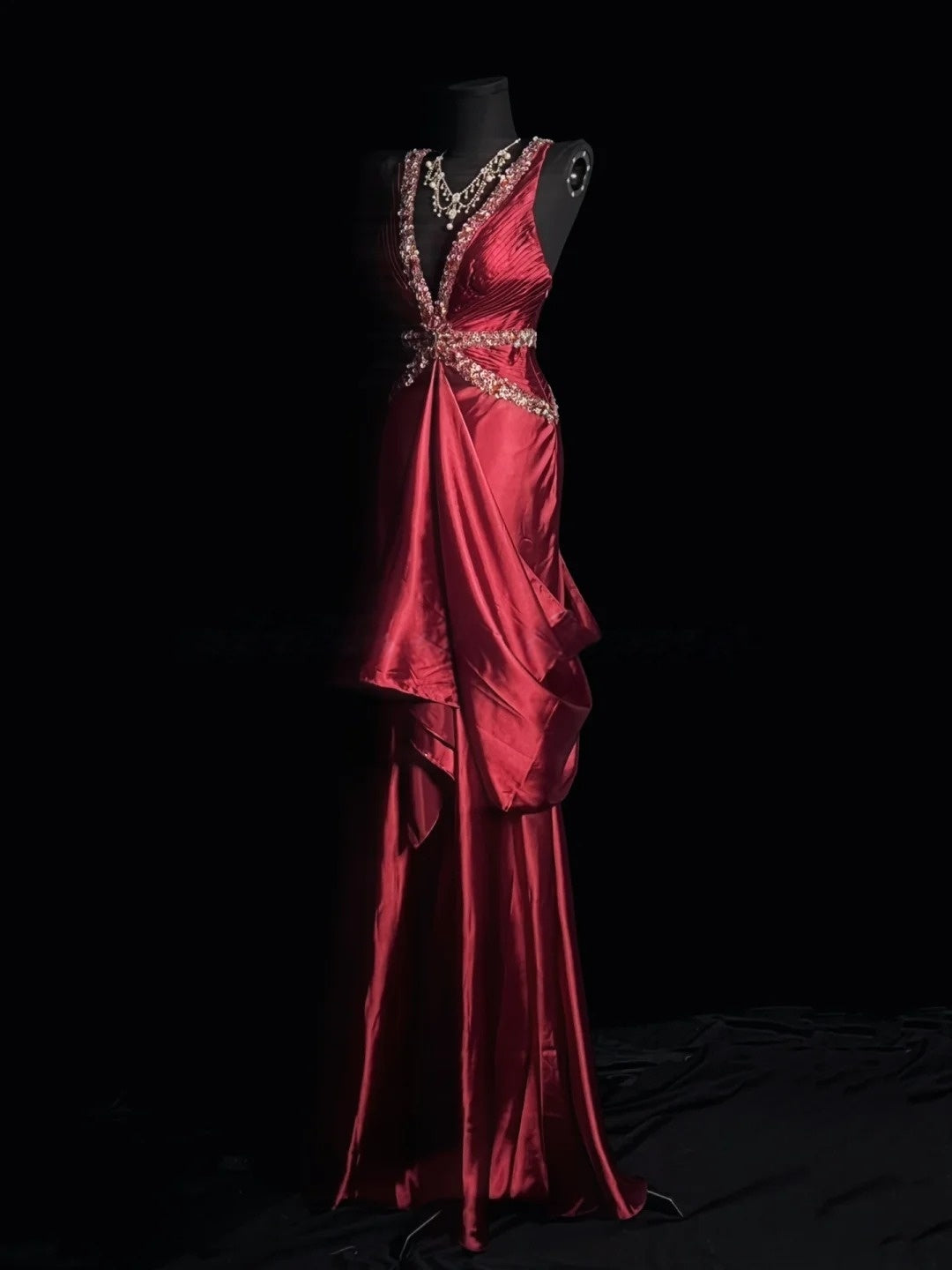 V Neck Burgundy Satin Prom Dress Sequin Straps Evening Dress  P1289