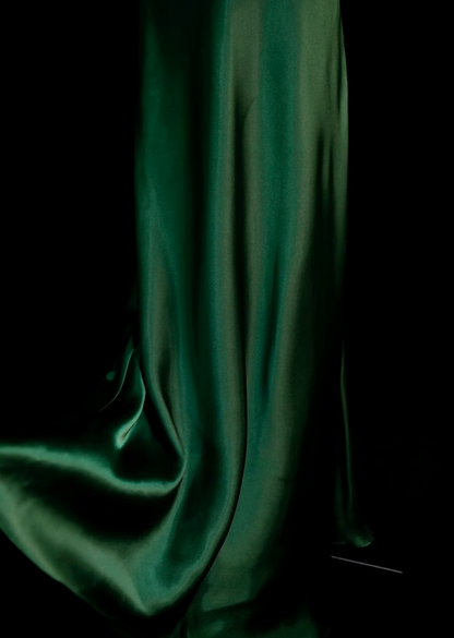 V Neck Emerald Green Satin Prom Dress Elegant Sequins Straps Evening Dress  P884