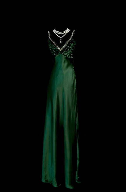 V Neck Emerald Green Satin Prom Dress Elegant Sequins Straps Evening Dress  P884
