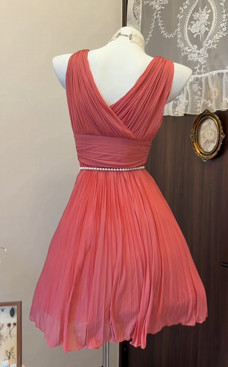 V Neck Peach Pink Chiffon Homecoming Dress Pleated Short Dress  P1950