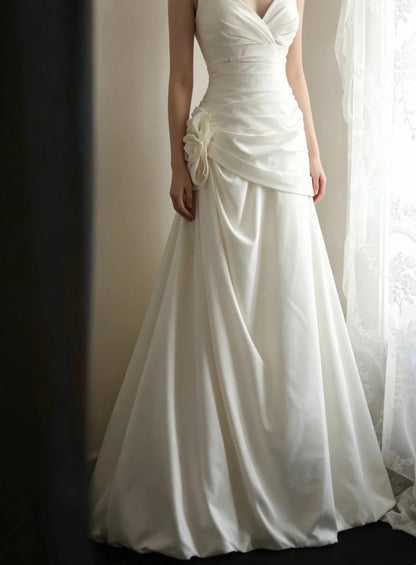 V Neck White Retro Wedding Dress Sheath Elegant Dress For Bride   P1914