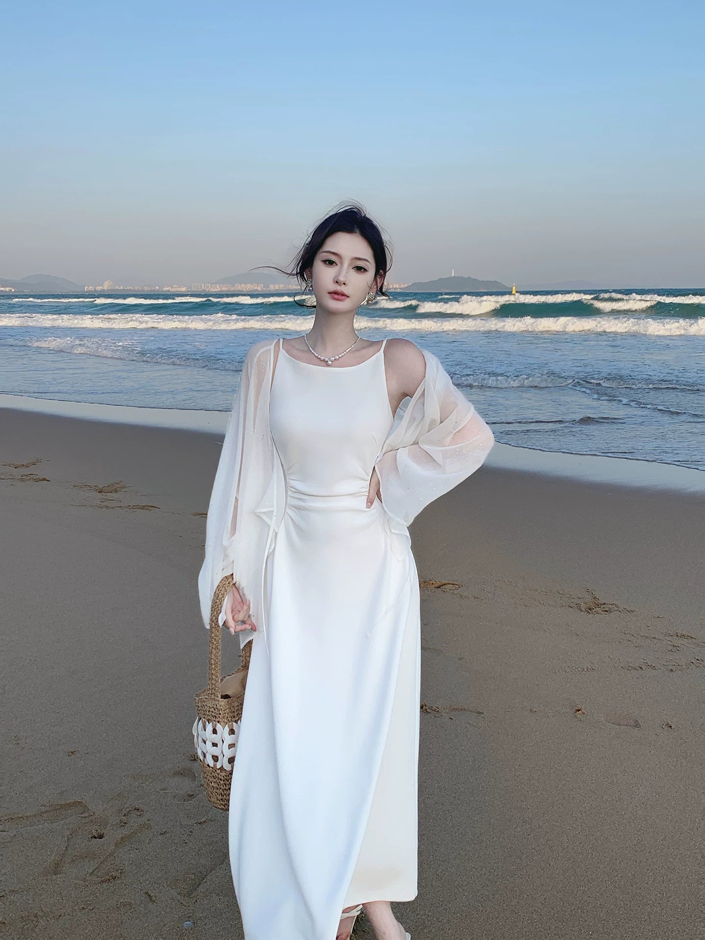White Satin Elegant Evening Dress Simple Wedding  Dress  P1525