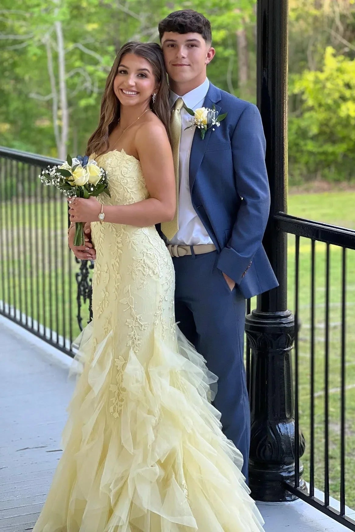 Yellow Strapless Sleeveless Ruffles Tulle Long Prom Dress with Appliques  P2511